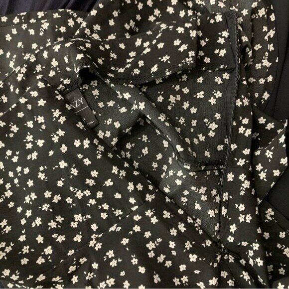 Dazy Black White Floral Mini Skirt Flowy A Line Cottagecore Aesthetic Medium - Picture 4 of 5